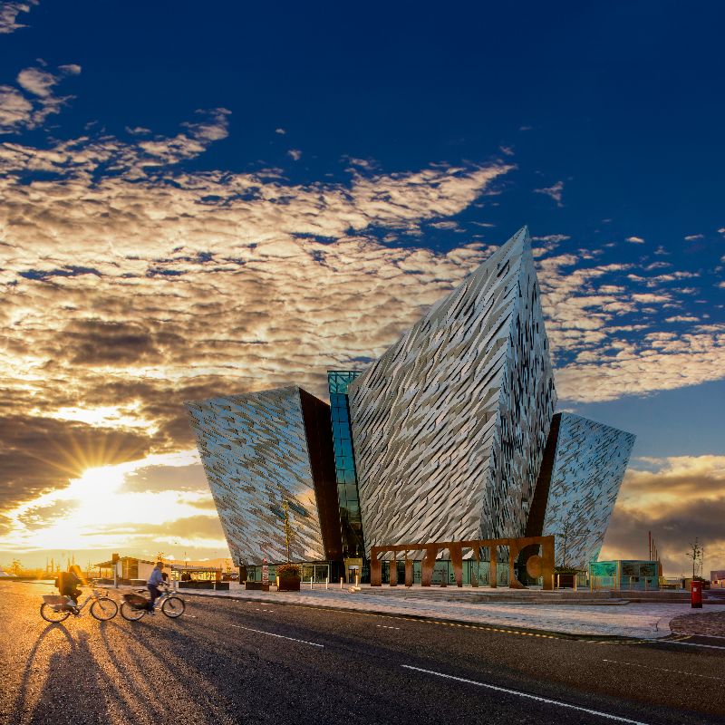 Belfast: Titanic Story and Giant's Causeway